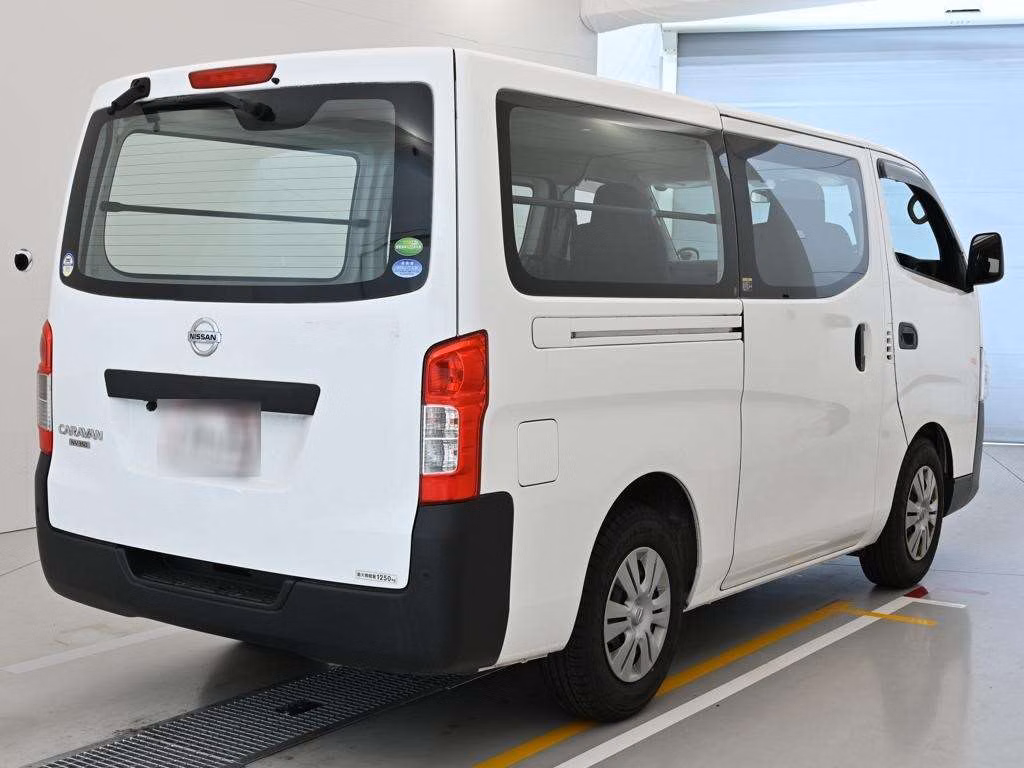 NISSAN NV350 CARAVAN
