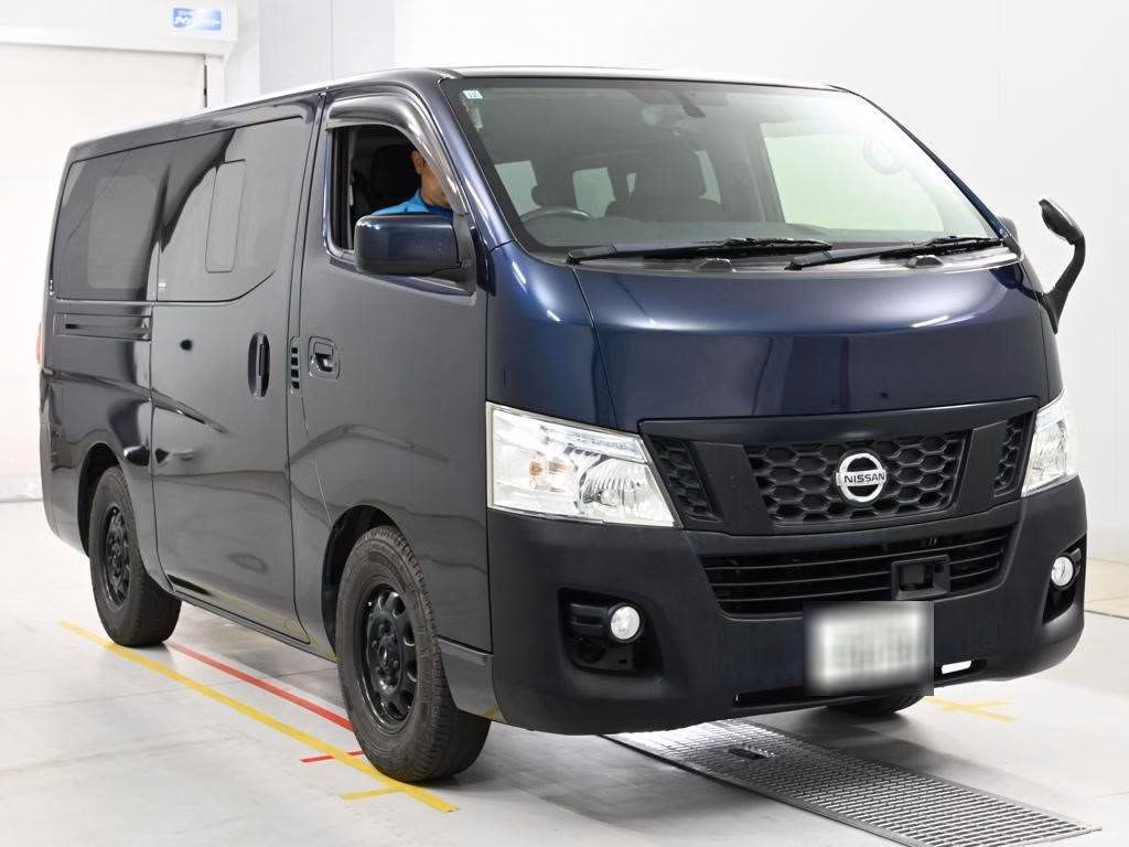 NISSAN NV350 CARAVAN