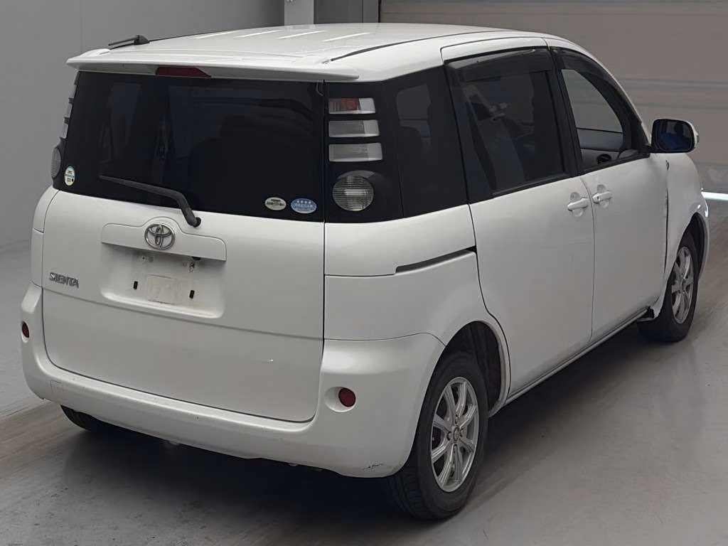 TOYOTA SIENTA