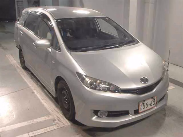 TOYOTA WISH