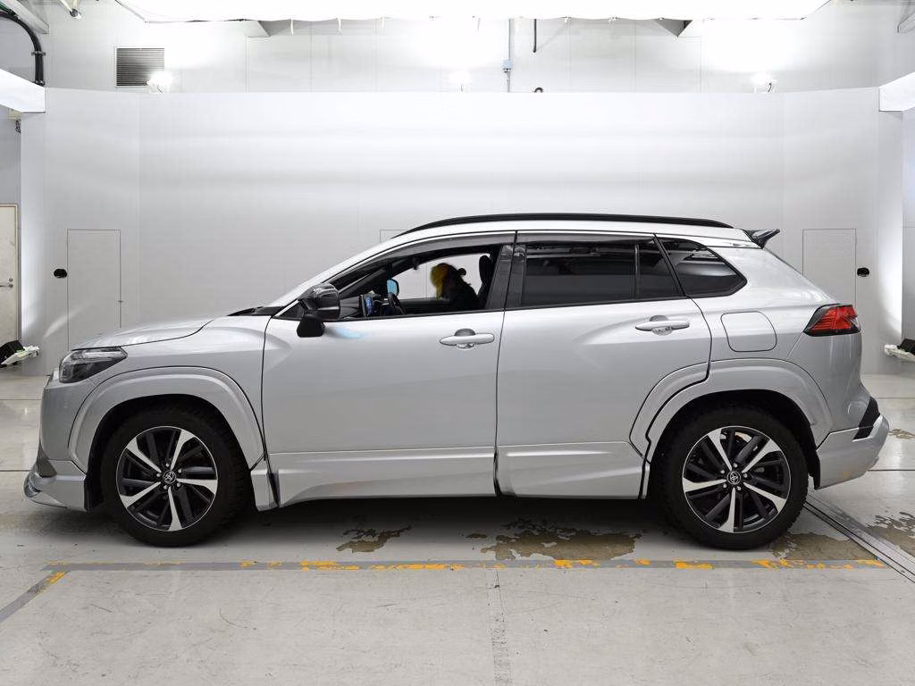 TOYOTA COROLLA CROSS