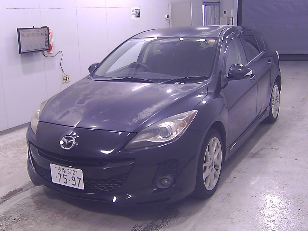 MAZDA AXELA