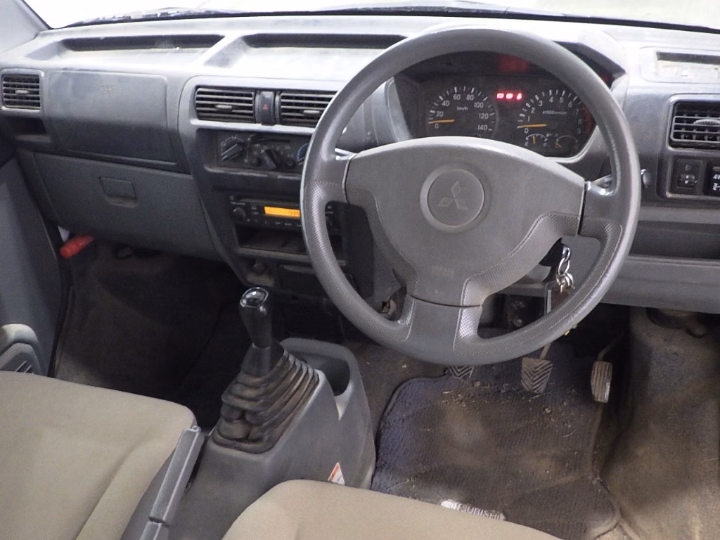 MITSUBISHI TOWN BOX