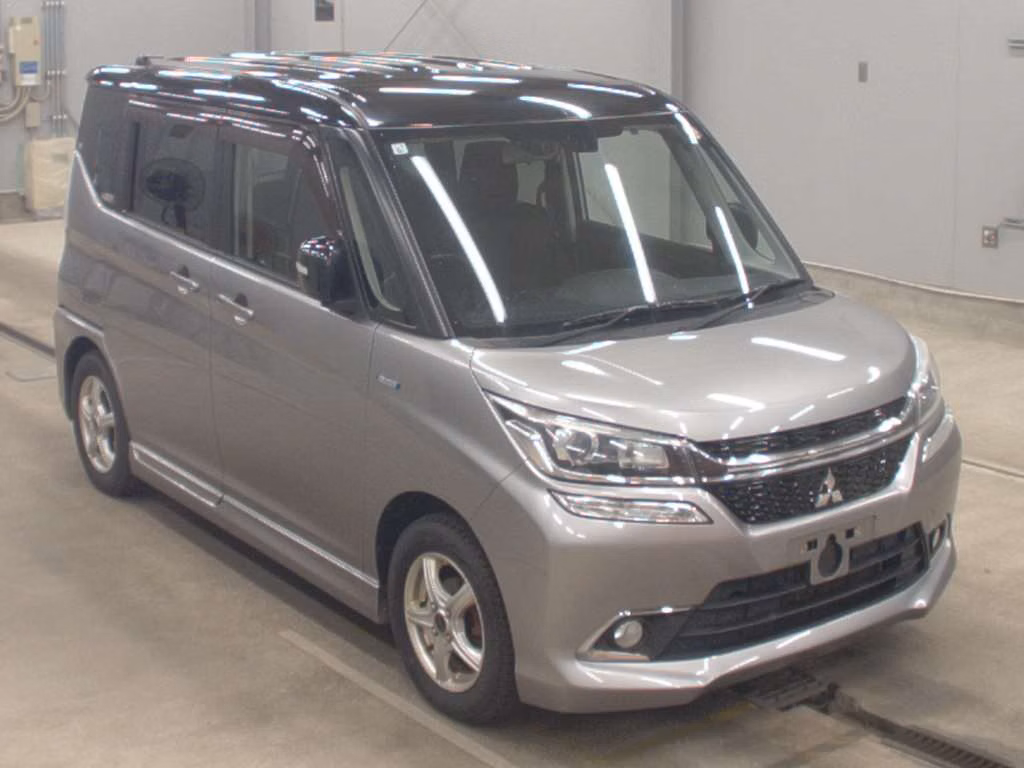 MITSUBISHI DELICA D:2