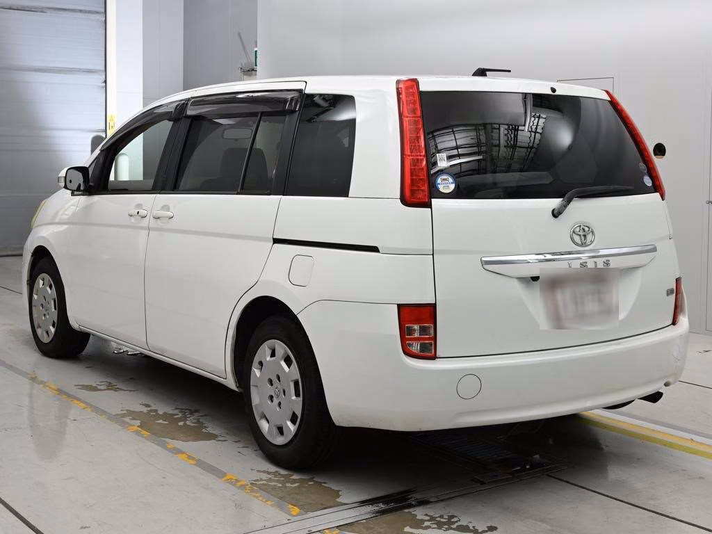 TOYOTA ISIS