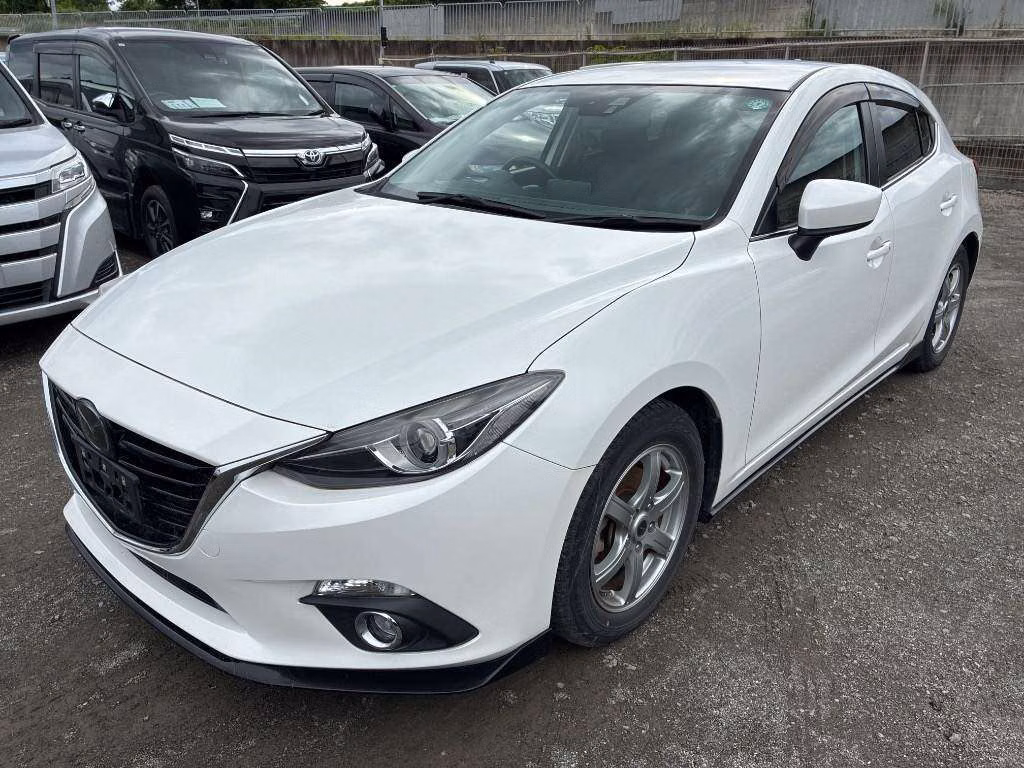 MAZDA AXELA