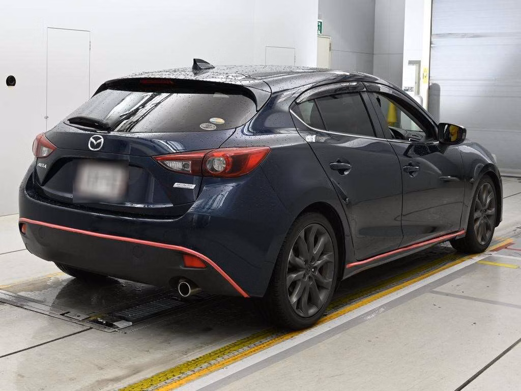 MAZDA AXELA