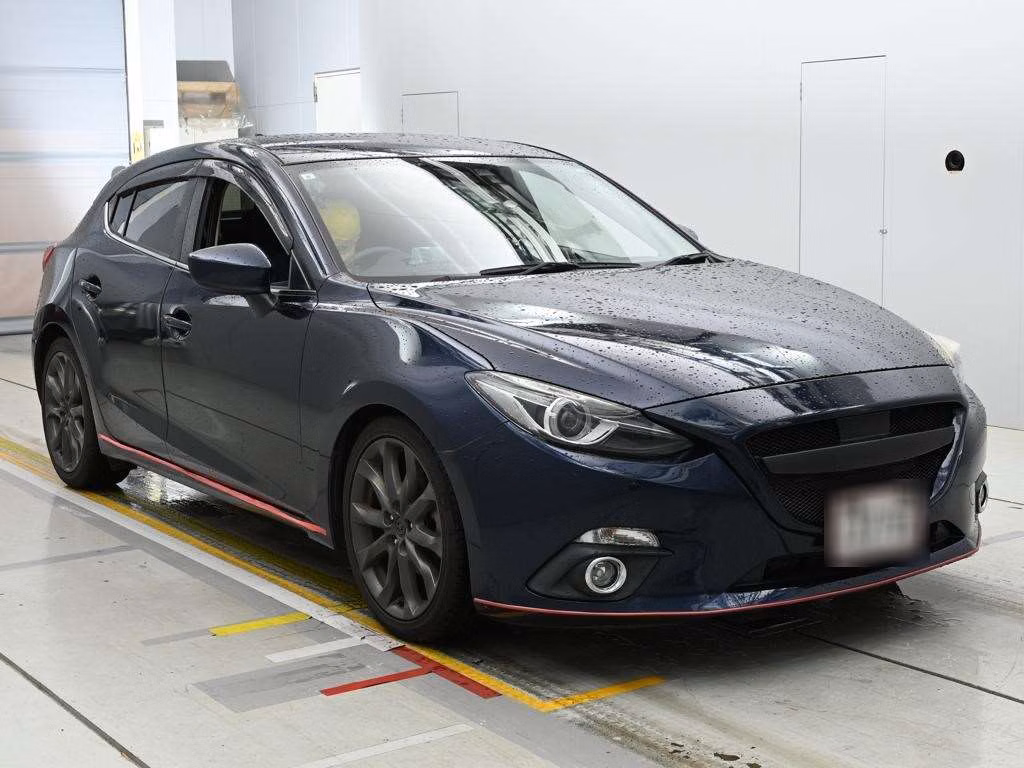 MAZDA AXELA