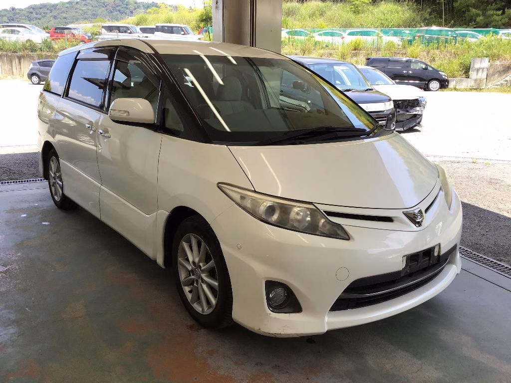 TOYOTA ESTIMA