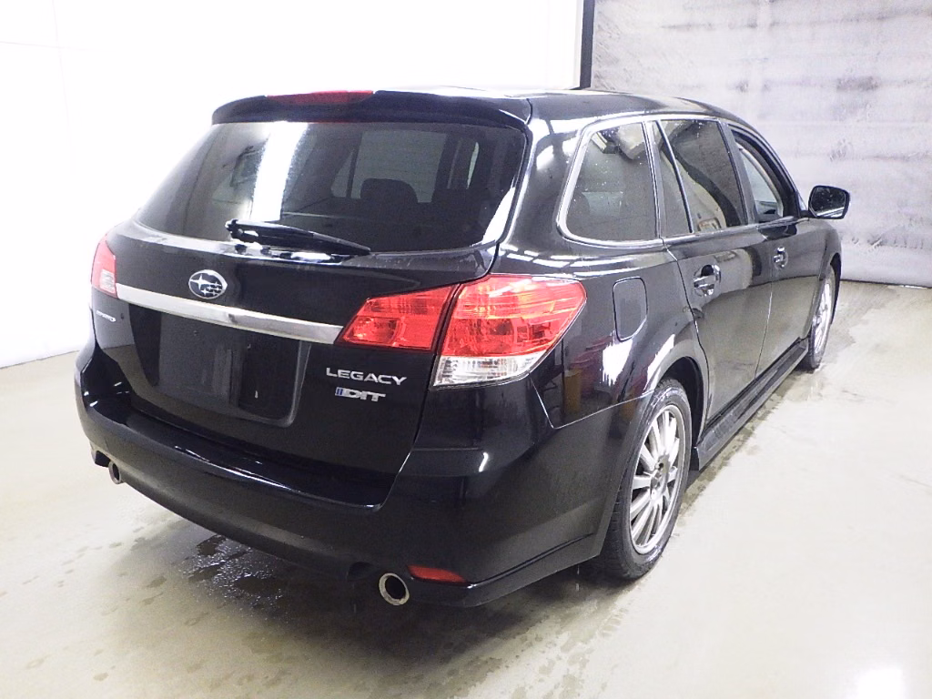 SUBARU LEGACY