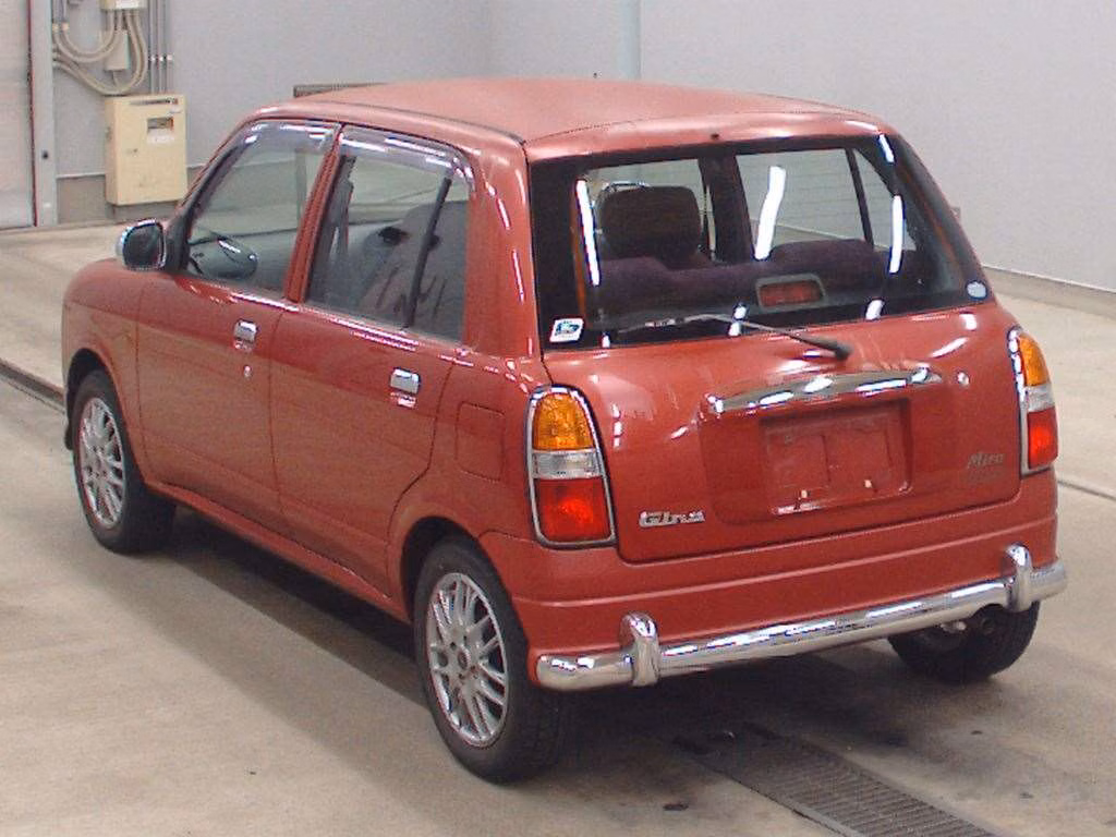 DAIHATSU MIRA GINO