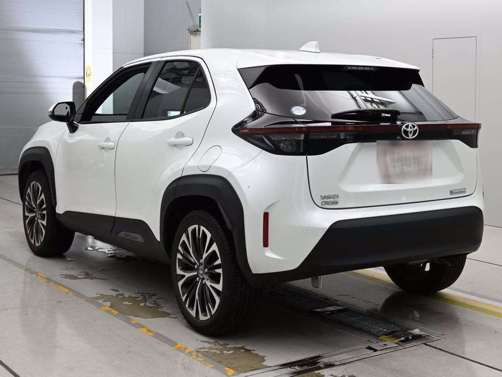 TOYOTA YARIS CROSS