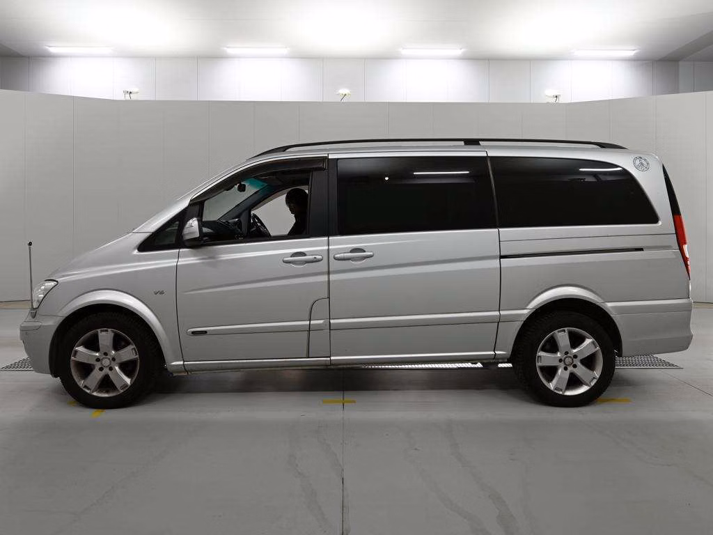 MERCEDES-BENZ V-CLASS