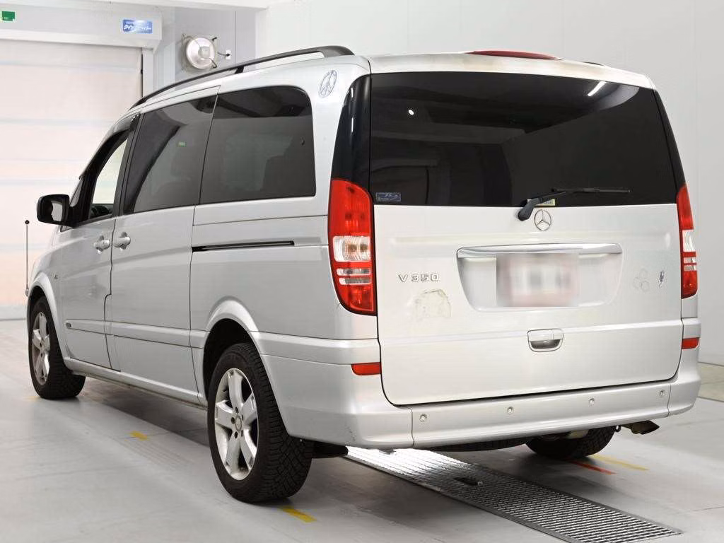 MERCEDES-BENZ V-CLASS