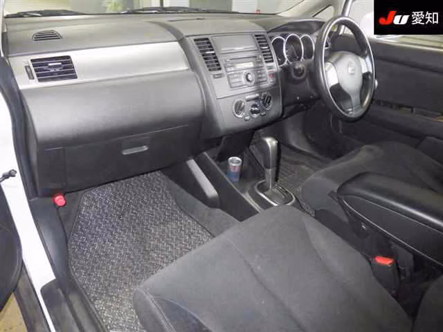 NISSAN TIIDA LATIO