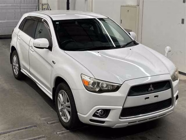 MITSUBISHI RVR