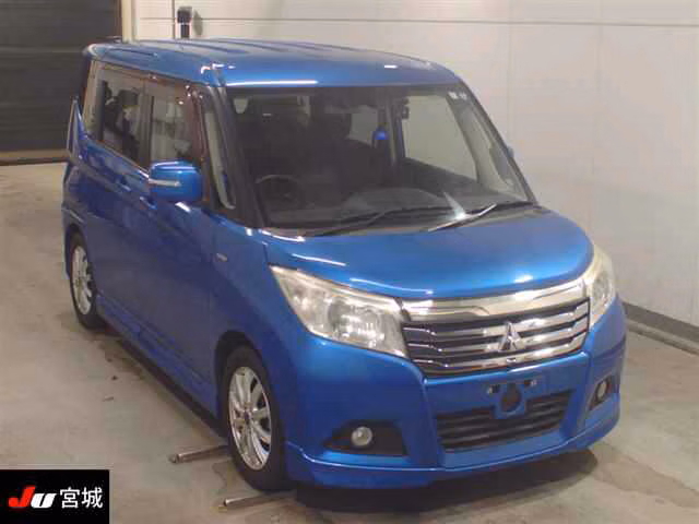 MITSUBISHI DELICA D:2