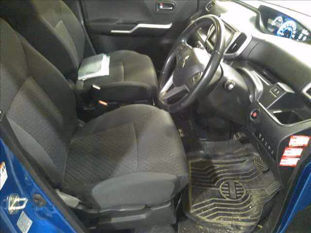 MITSUBISHI DELICA D:2