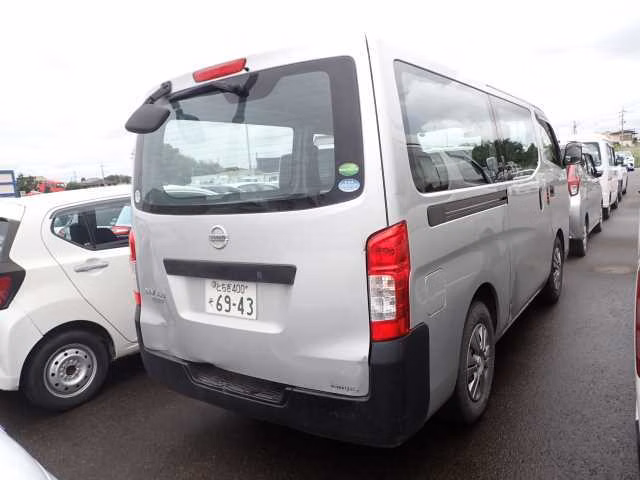 NISSAN NV350 CARAVAN