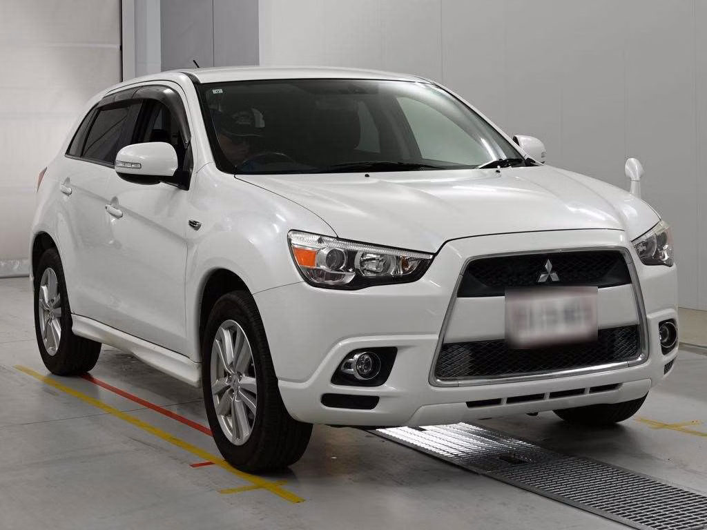MITSUBISHI RVR