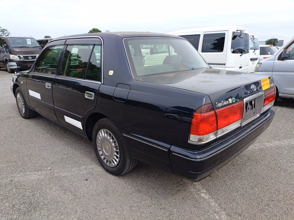 TOYOTA CROWN