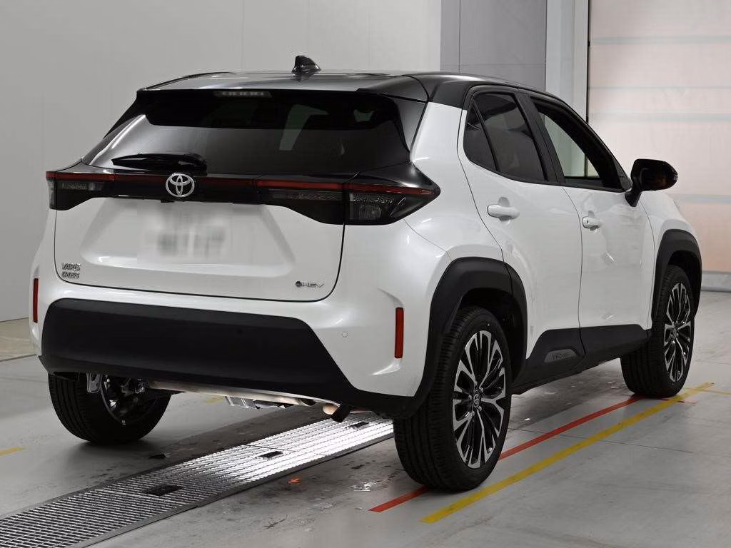 TOYOTA YARIS CROSS