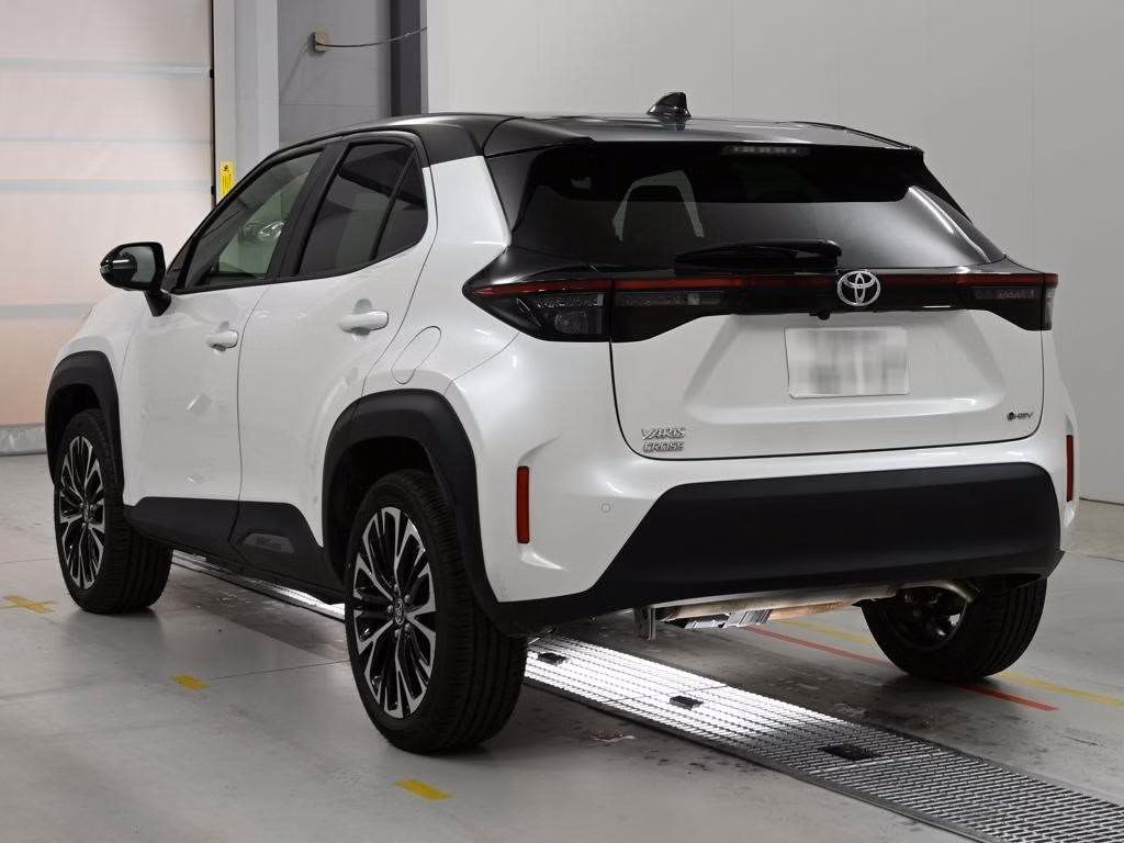TOYOTA YARIS CROSS
