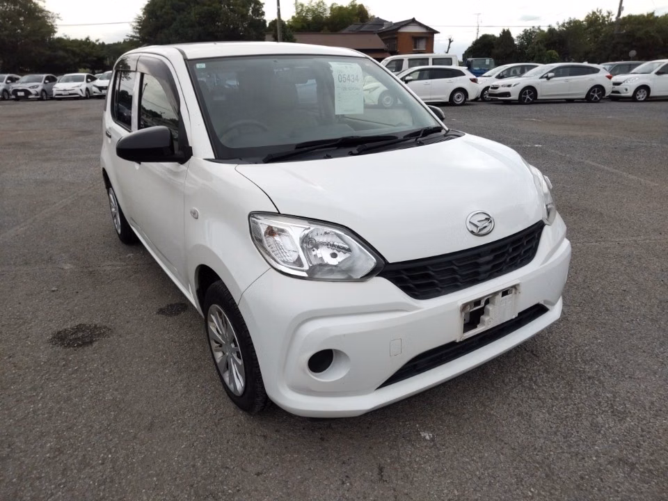 DAIHATSU BOON