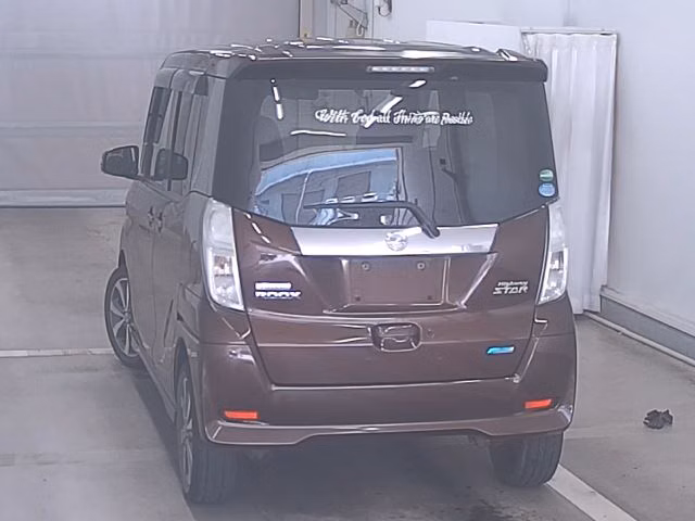 NISSAN DAYZ ROOX