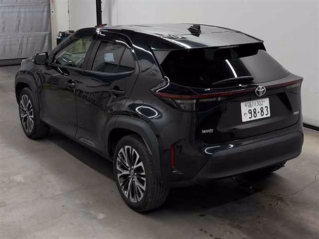TOYOTA YARIS CROSS