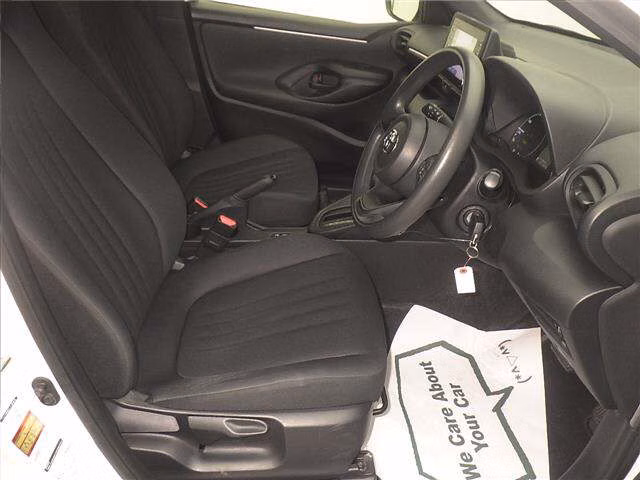 TOYOTA YARIS