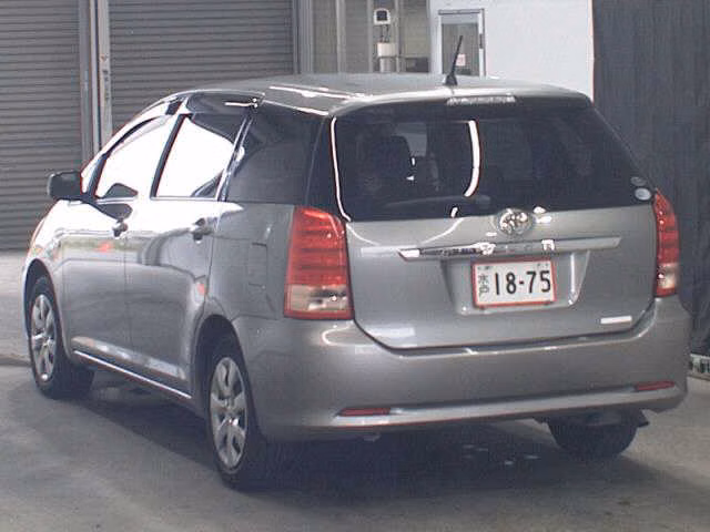 TOYOTA WISH