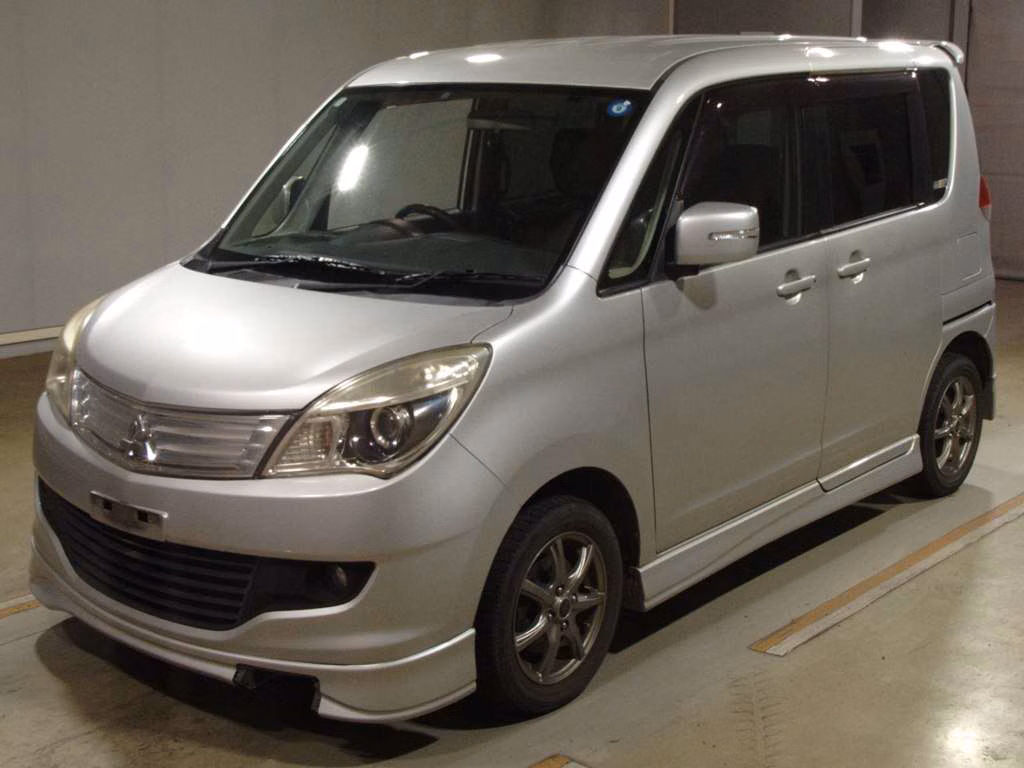 MITSUBISHI DELICA D:2