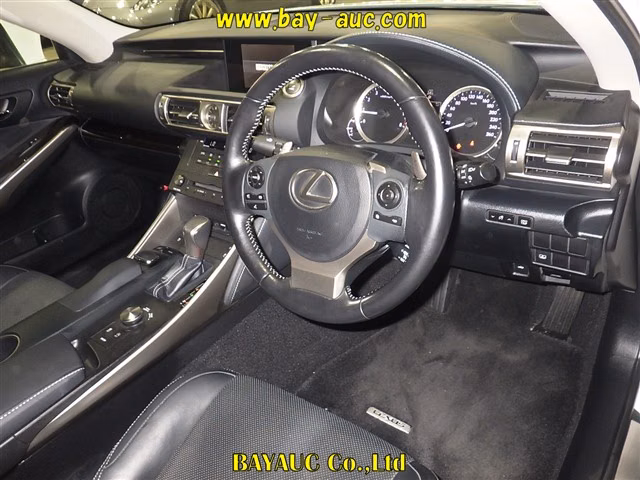 LEXUS IS300
