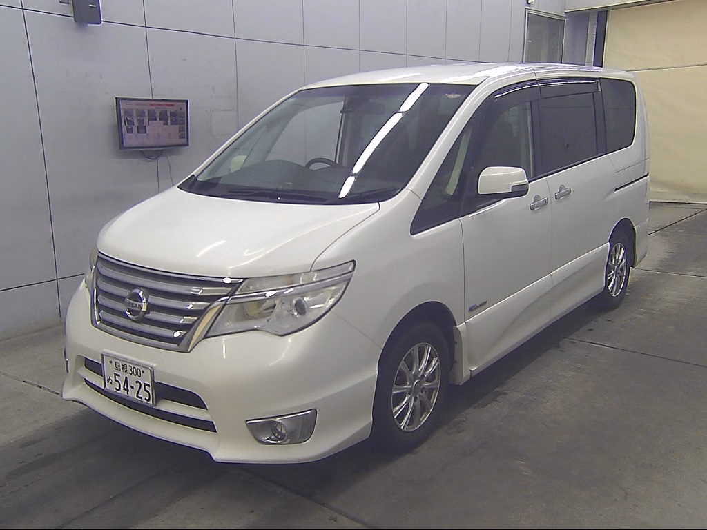 NISSAN SERENA