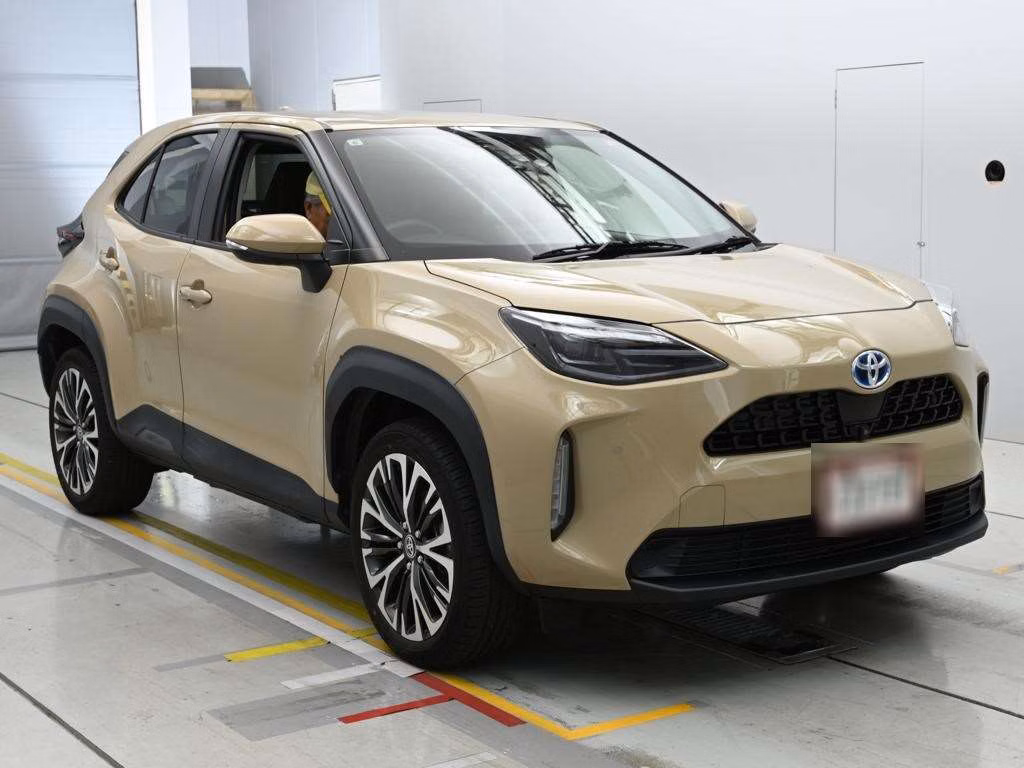 TOYOTA YARIS CROSS