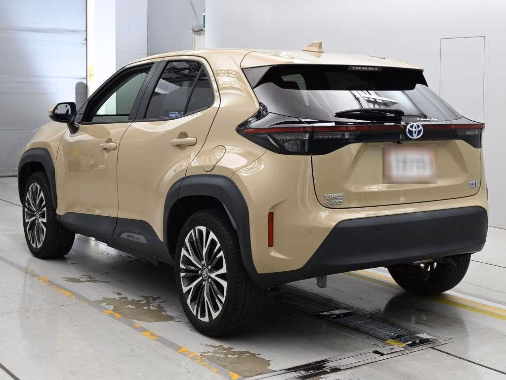 TOYOTA YARIS CROSS