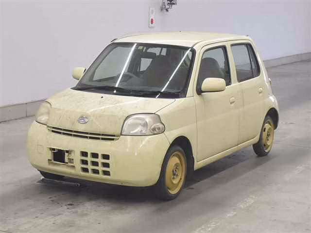 DAIHATSU ESSE