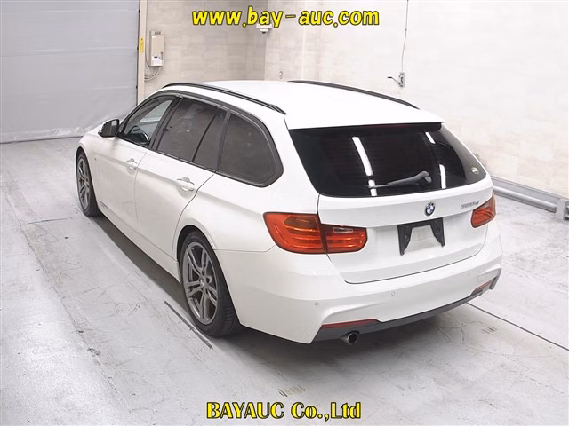 BMW 3-SERIES