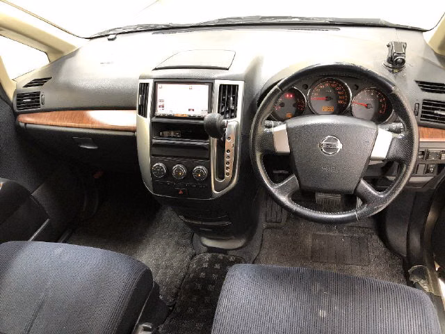 NISSAN PRESAGE