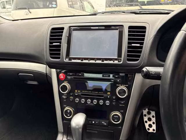 SUBARU LEGACY B4