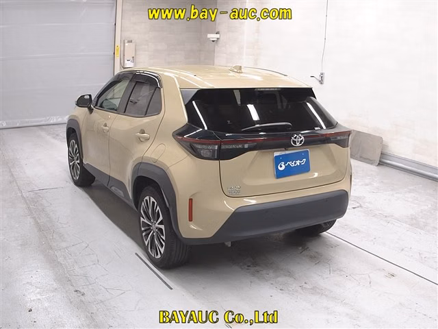 TOYOTA YARIS CROSS