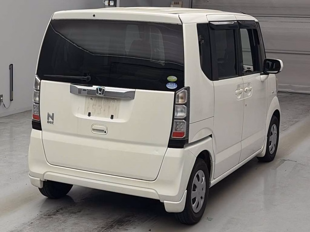 HONDA N-BOX