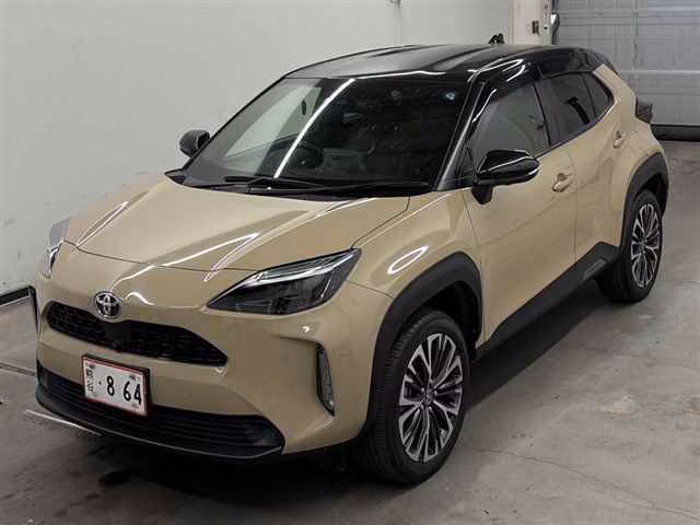 TOYOTA YARIS CROSS