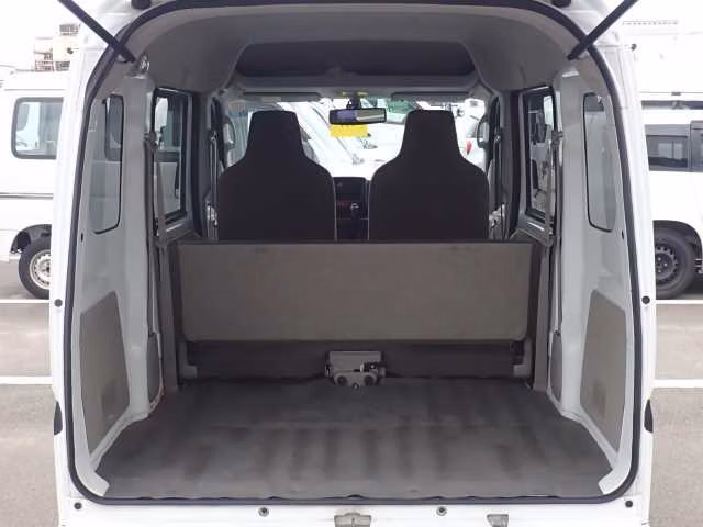 NISSAN NV100 CLIPPER