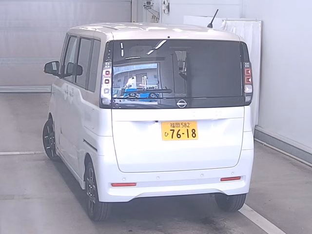NISSAN ROOX