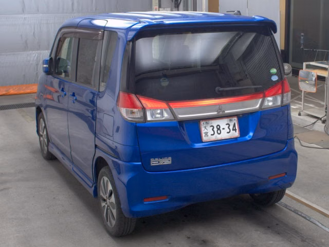 MITSUBISHI DELICA D:2