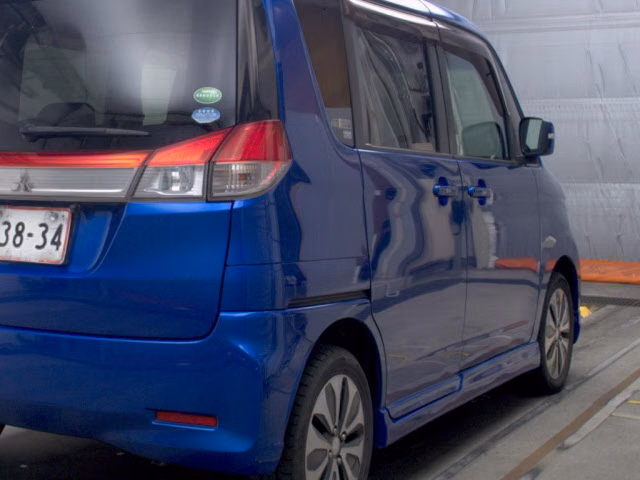 MITSUBISHI DELICA D:2