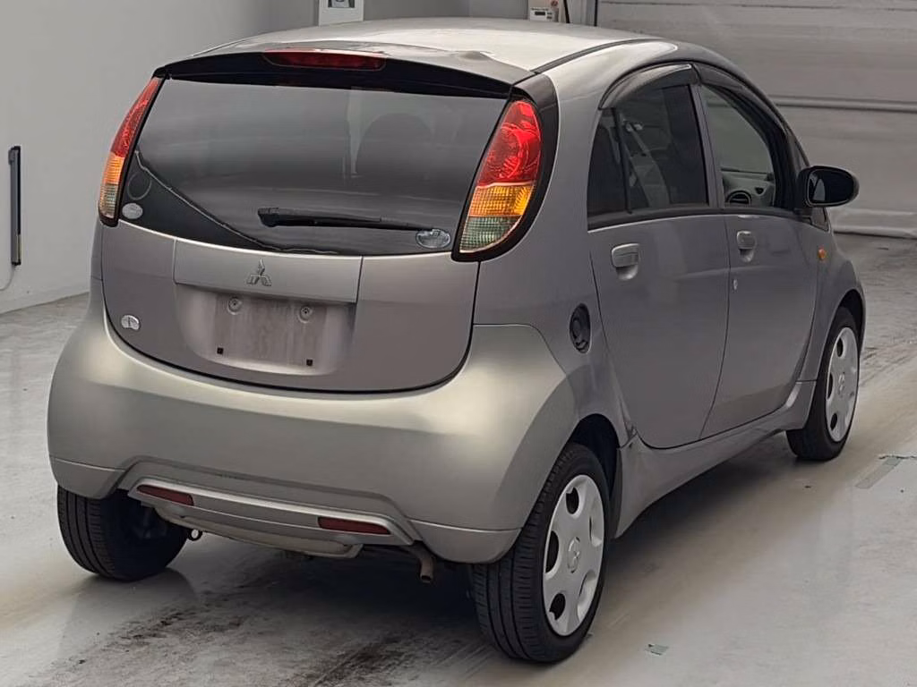 MITSUBISHI I