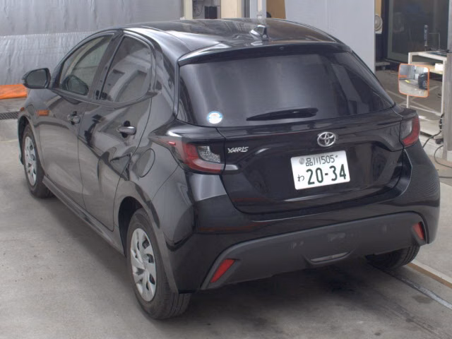 TOYOTA YARIS